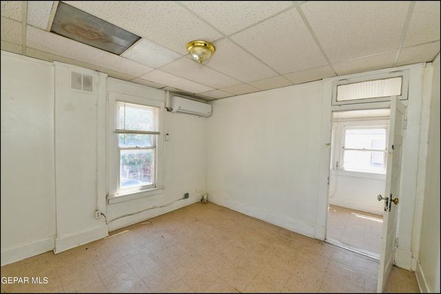 1030 Wyoming Avenue 6, El Paso, TX 79902