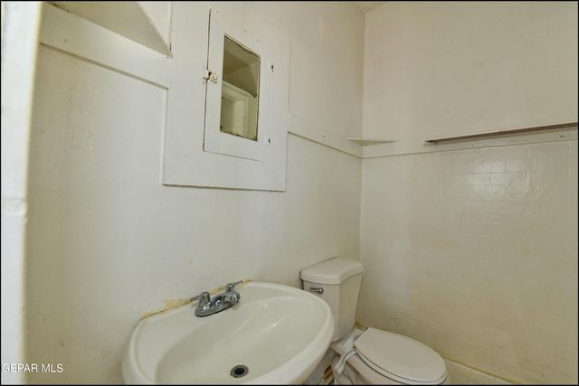 1030 Wyoming Avenue 6, El Paso, TX 79902