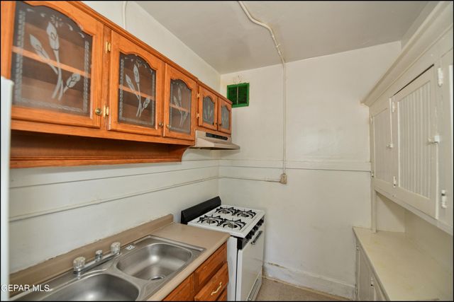1030 Wyoming Avenue 6, El Paso, TX 79902