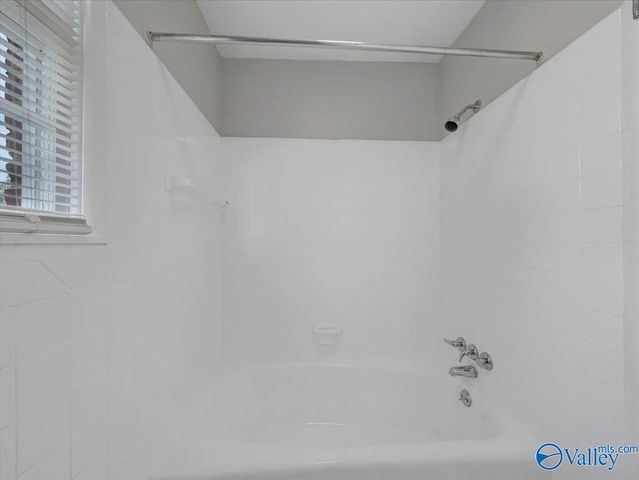 7700 Carlton Drive SW, Huntsville, AL 35802