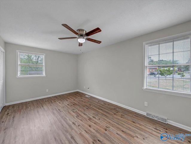 7700 Carlton Drive SW, Huntsville, AL 35802