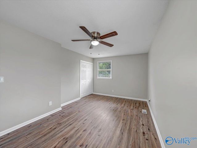 7700 Carlton Drive SW, Huntsville, AL 35802