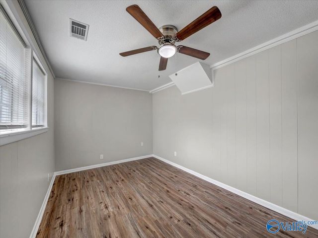 7700 Carlton Drive SW, Huntsville, AL 35802