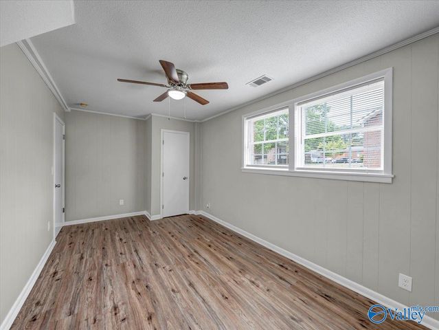 7700 Carlton Drive SW, Huntsville, AL 35802