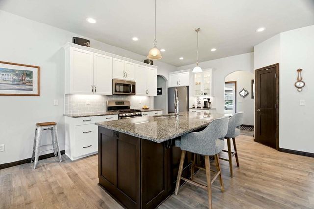 3487 PEPPERGRASS DRIVE, Green Bay, WI 54311