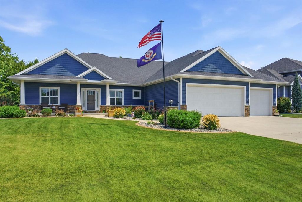 3487 PEPPERGRASS DRIVE, Green Bay, WI 54311