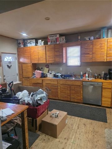 303 S 3rd St, Apollo Boro, PA 15613