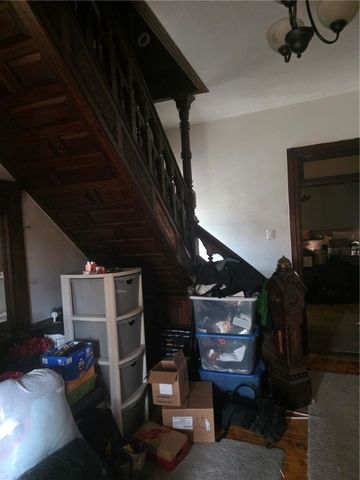 303 S 3rd St, Apollo Boro, PA 15613