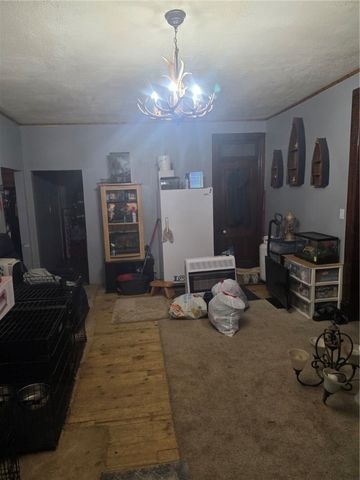 303 S 3rd St, Apollo Boro, PA 15613