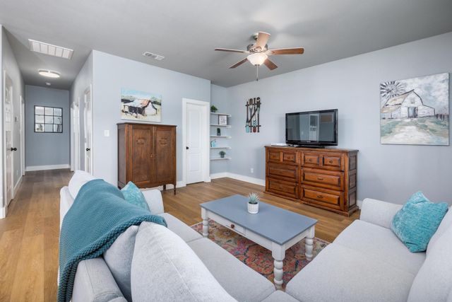 2311 Spoke Hollow RD 2, Wimberley, TX 78676