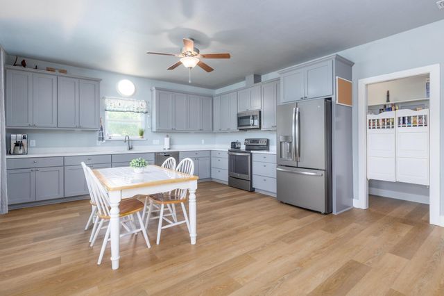 2311 Spoke Hollow RD 2, Wimberley, TX 78676