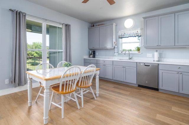 2311 Spoke Hollow RD 2, Wimberley, TX 78676