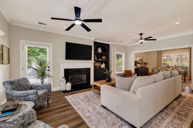 9 Devon Road, Savannah, GA 31419