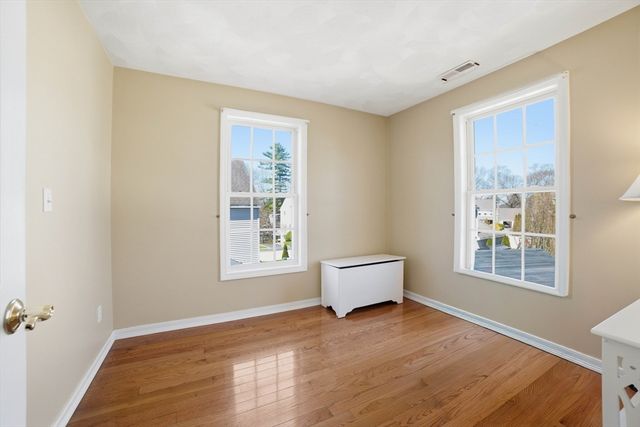 14 Wood Ln, Lawrence, MA 01843