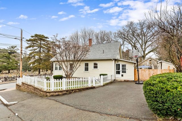 301 Forest Street, Malden, MA 02148