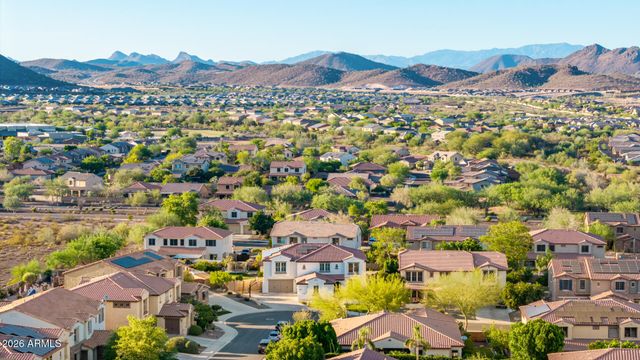 13058 W LOWDEN Road, Peoria, AZ 85383