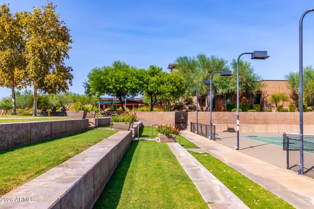 13058 W LOWDEN Road, Peoria, AZ 85383