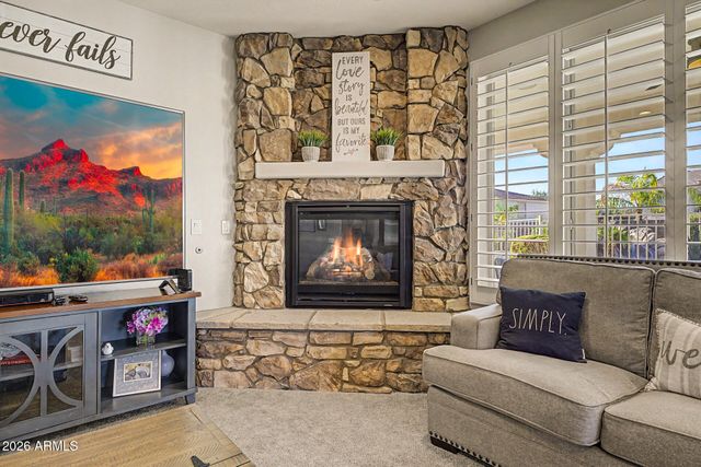 13058 W LOWDEN Road, Peoria, AZ 85383