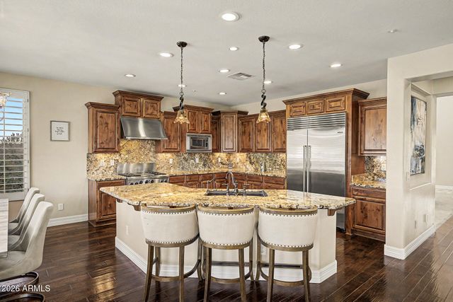 13058 W LOWDEN Road, Peoria, AZ 85383