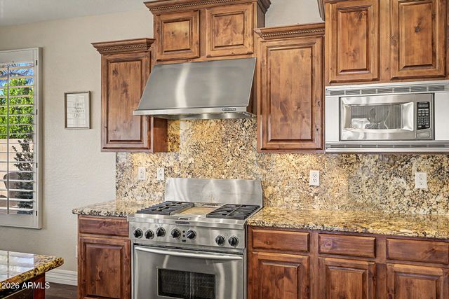 13058 W LOWDEN Road, Peoria, AZ 85383