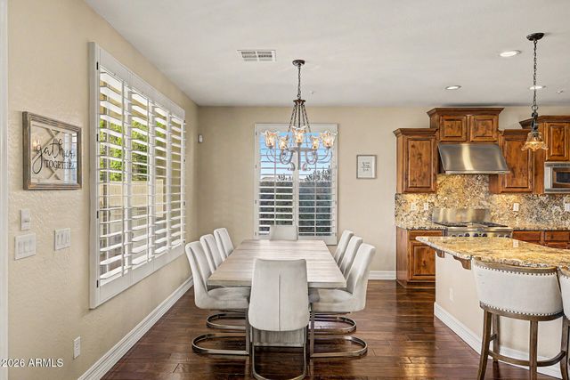 13058 W LOWDEN Road, Peoria, AZ 85383