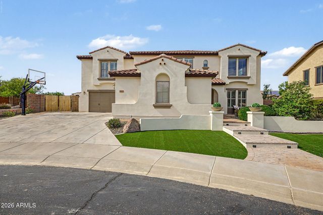 13058 W LOWDEN Road, Peoria, AZ 85383