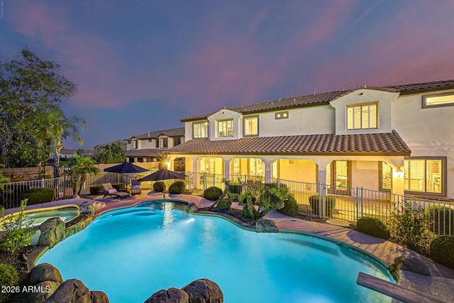 13058 W LOWDEN Road, Peoria, AZ 85383