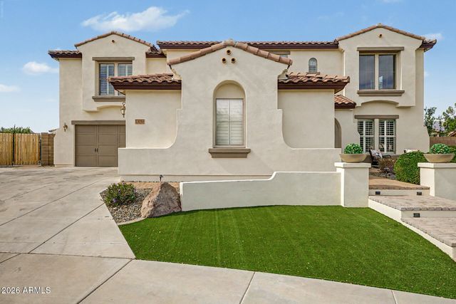 13058 W LOWDEN Road, Peoria, AZ 85383