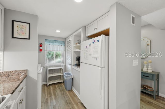 26 S Forest Beach Dr Apt 66, Hilton Head Island, SC 29928