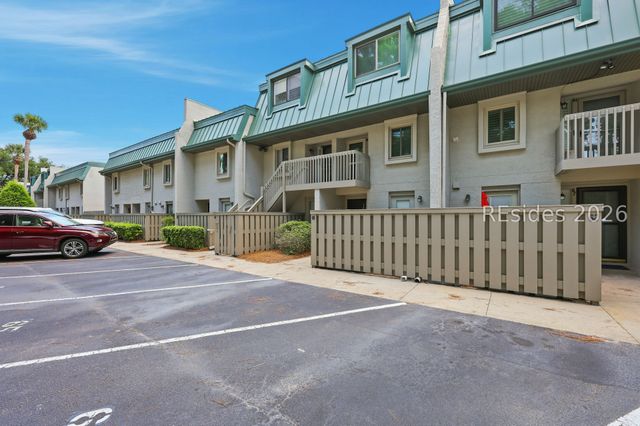 26 S Forest Beach Dr Apt 66, Hilton Head Island, SC 29928