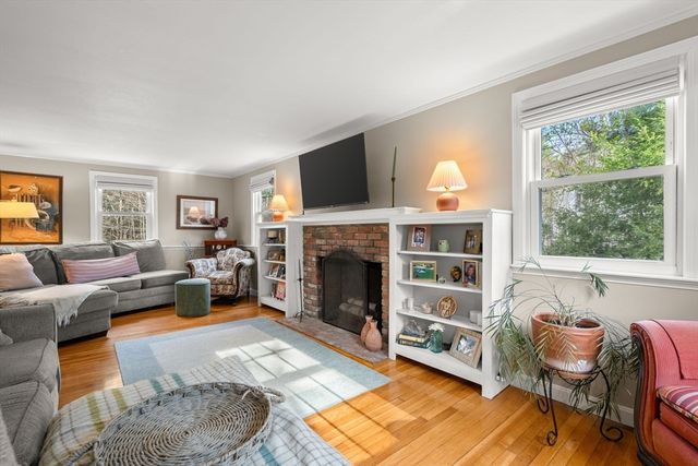 350 Elm Street, Halifax, MA 02338