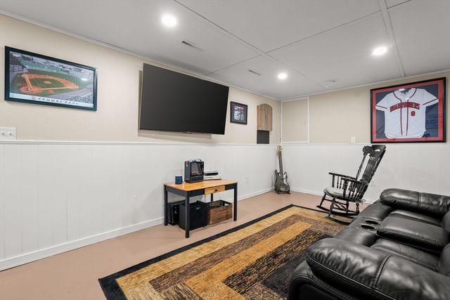 350 Elm Street, Halifax, MA 02338