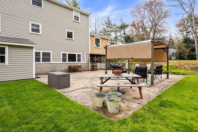 350 Elm Street, Halifax, MA 02338