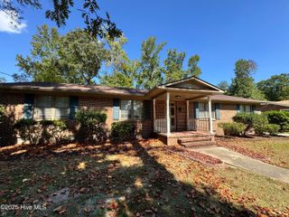 317 Forest Grove Avenue, Jacksonville, NC 28540