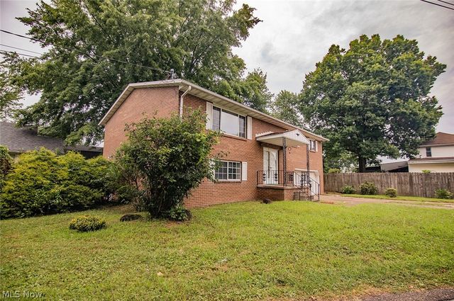 417 57th Street, Vienna, WV 26105