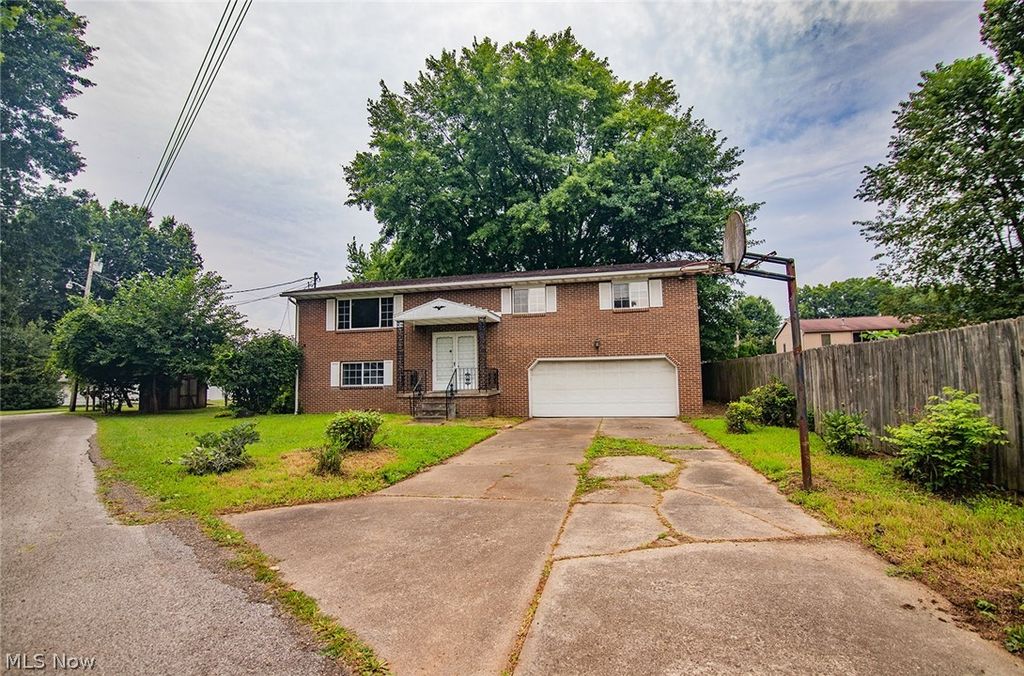 417 57th Street, Vienna, WV 26105
