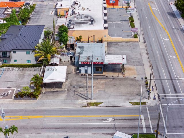 4102 E 4th Ave, Hialeah, FL 33013