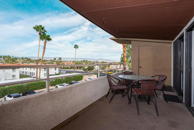 471 S Calle El Segundo C13, Palm Springs, CA 92262
