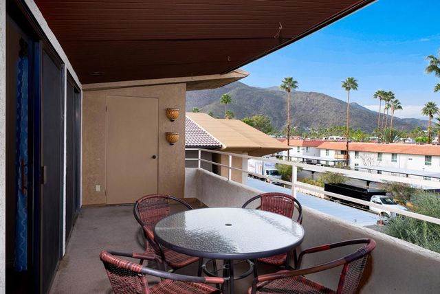 471 S Calle El Segundo C13, Palm Springs, CA 92262