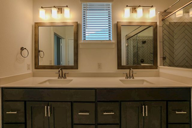 1429 Rose Willow Way, Arlington, TX 76005