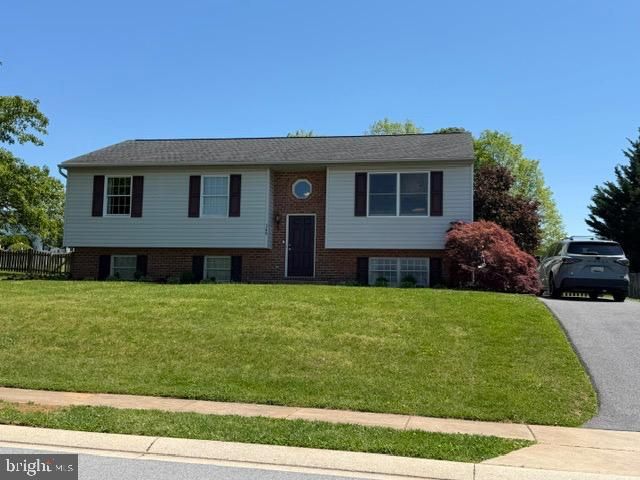 389 MOUNTAIN LAUREL CT, Westminster, MD 21158