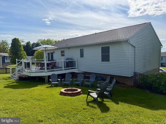 389 MOUNTAIN LAUREL CT, Westminster, MD 21158