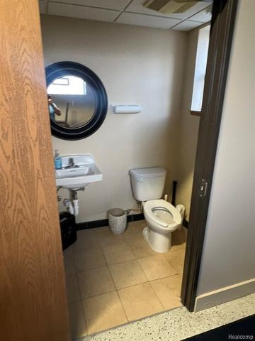 26106 5 Mile Road, Redford, MI 48239