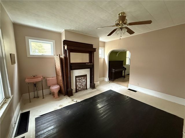 136 Queen St, Kittanning Boro, PA 16201