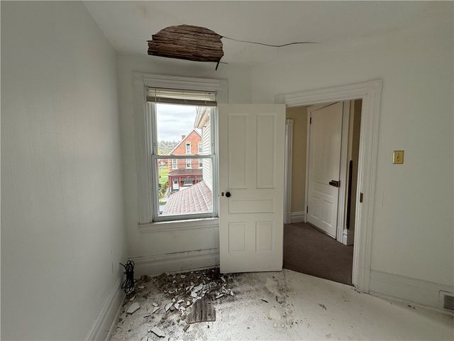 136 Queen St, Kittanning Boro, PA 16201