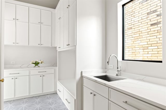 7330 Casa Loma Avenue, Dallas, TX 75214