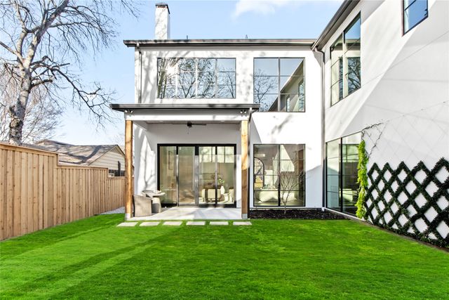 7330 Casa Loma Avenue, Dallas, TX 75214