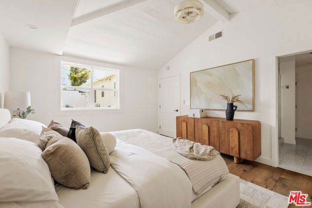 5887 W 77th Place, Los Angeles, CA 90045