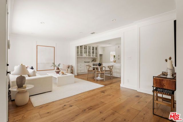 5887 W 77th Place, Los Angeles, CA 90045