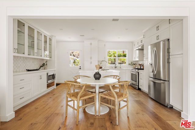 5887 W 77th Place, Los Angeles, CA 90045